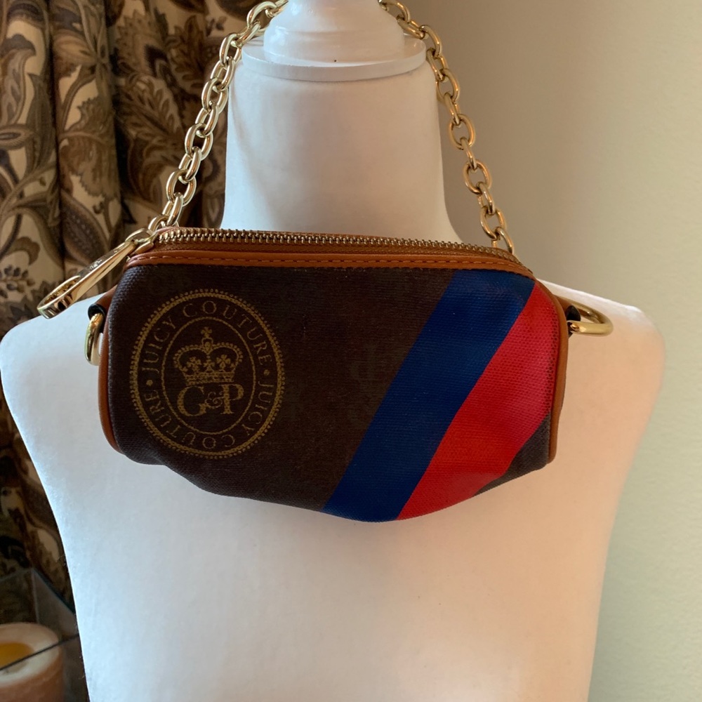 Juicy Couture chain wristlet, perfect